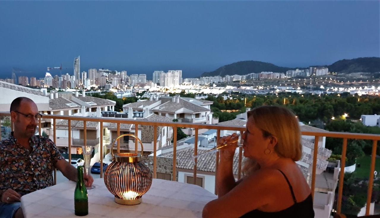 2 Bed Penthouse Apartment - Sea Views - Sleeps 4 Finestrat Ngoại thất bức ảnh