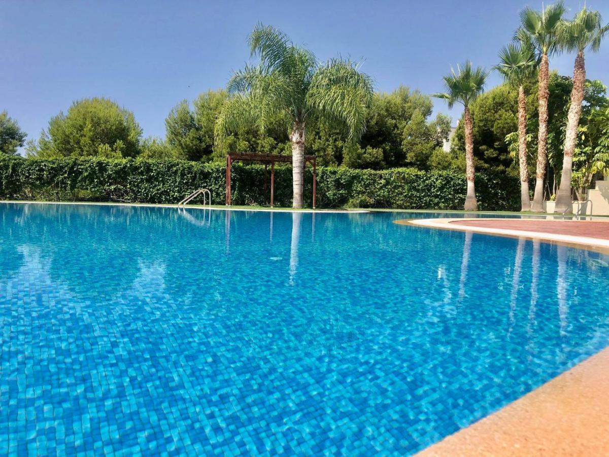 2 Bed Penthouse Apartment - Sea Views - Sleeps 4 Finestrat Ngoại thất bức ảnh